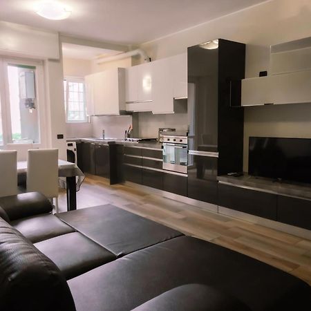 Prestigioso Appartamento In Zona Tortona - Solari Milán Exteriér fotografie