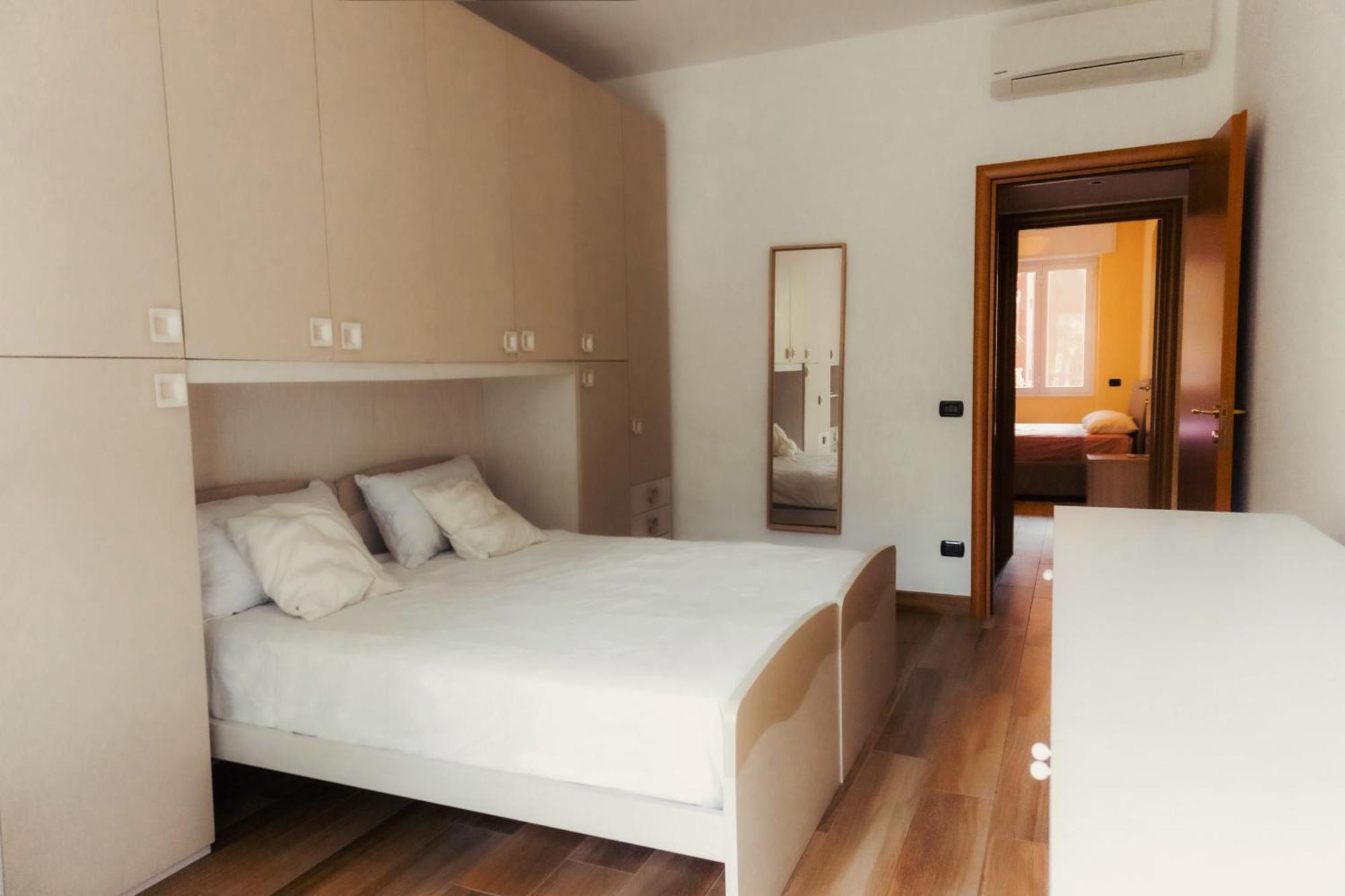 Prestigioso Appartamento In Zona Tortona - Solari Milán Exteriér fotografie