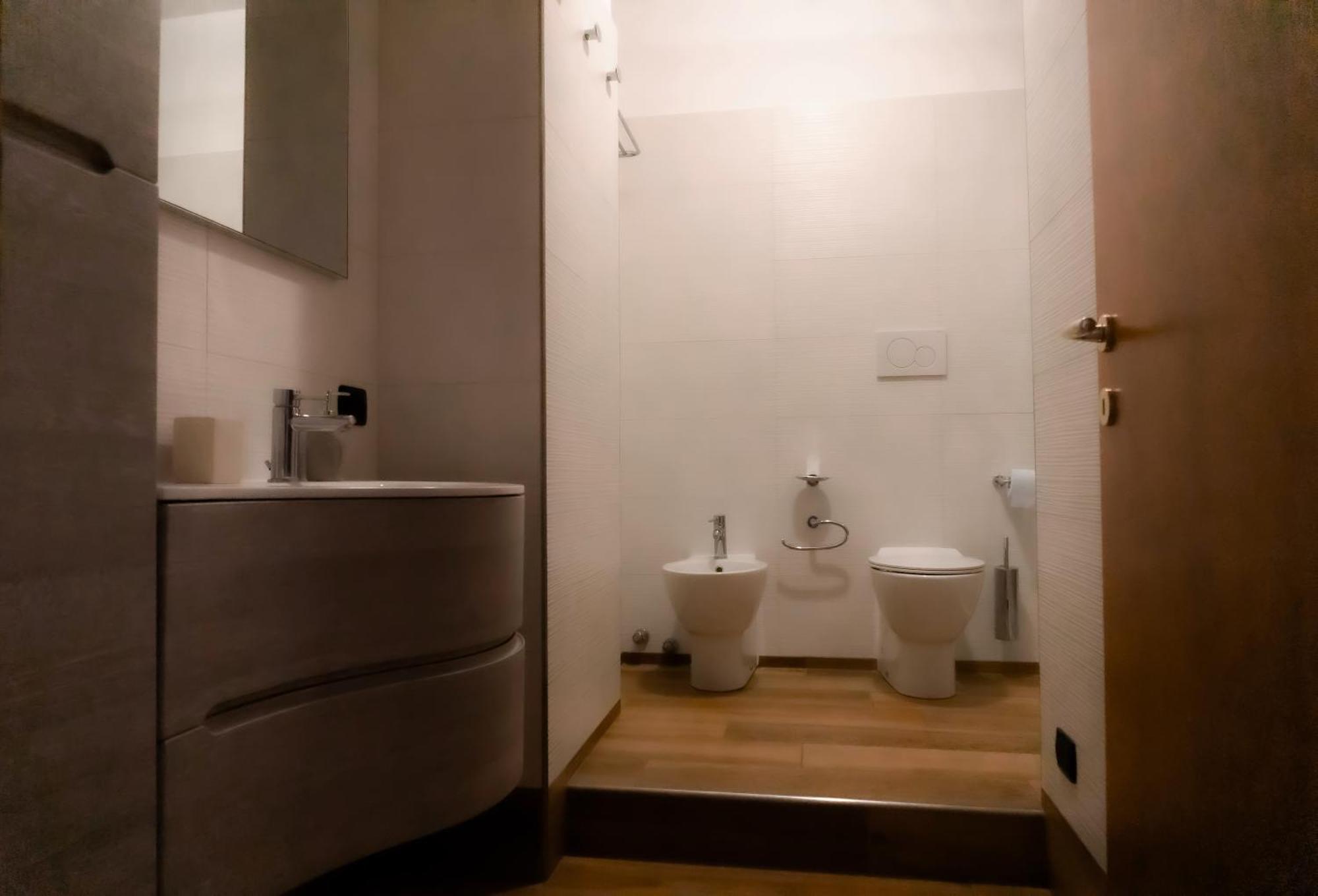 Prestigioso Appartamento In Zona Tortona - Solari Milán Exteriér fotografie
